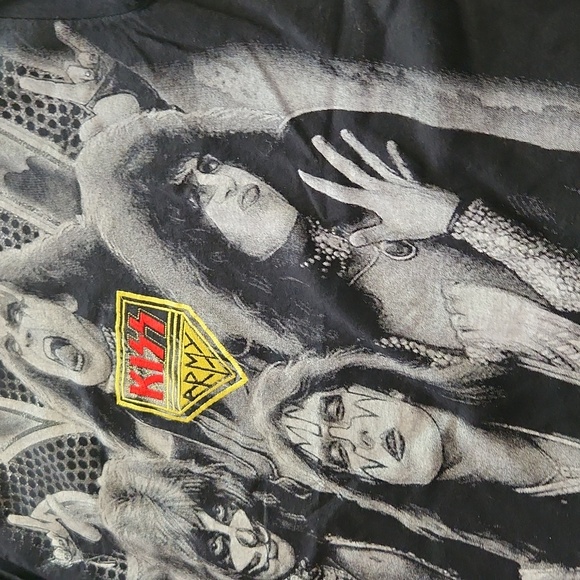 Kiss army tshirt in medium - Picture 7 of 10